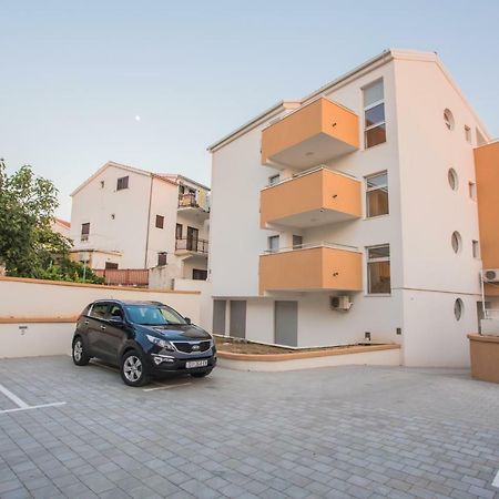Apartment Luni Primošten Esterno foto